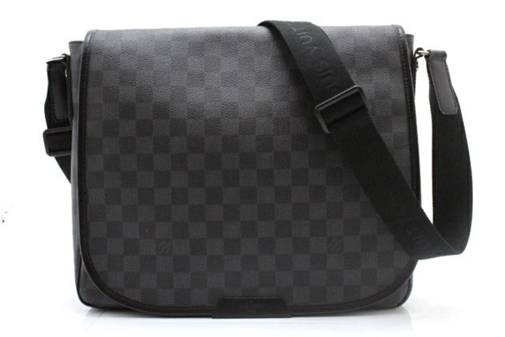 LOUIS VUITTON Daniel Shoulder Bag Damier Graphite Black